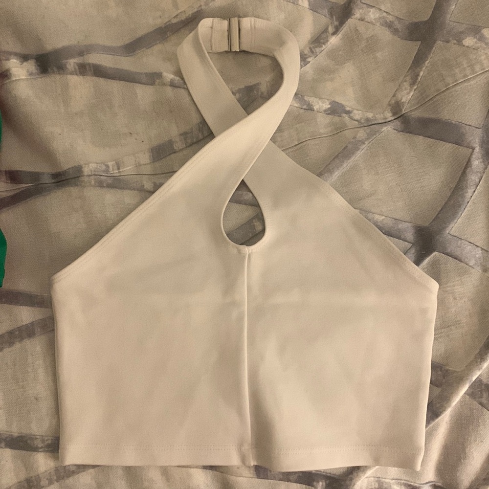 Aritzia Sunday Best Cropped Halter
